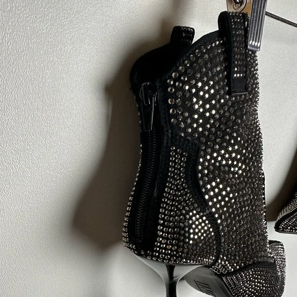 INC International Concepts® blends inspired tailoring with sparkling rhinestone